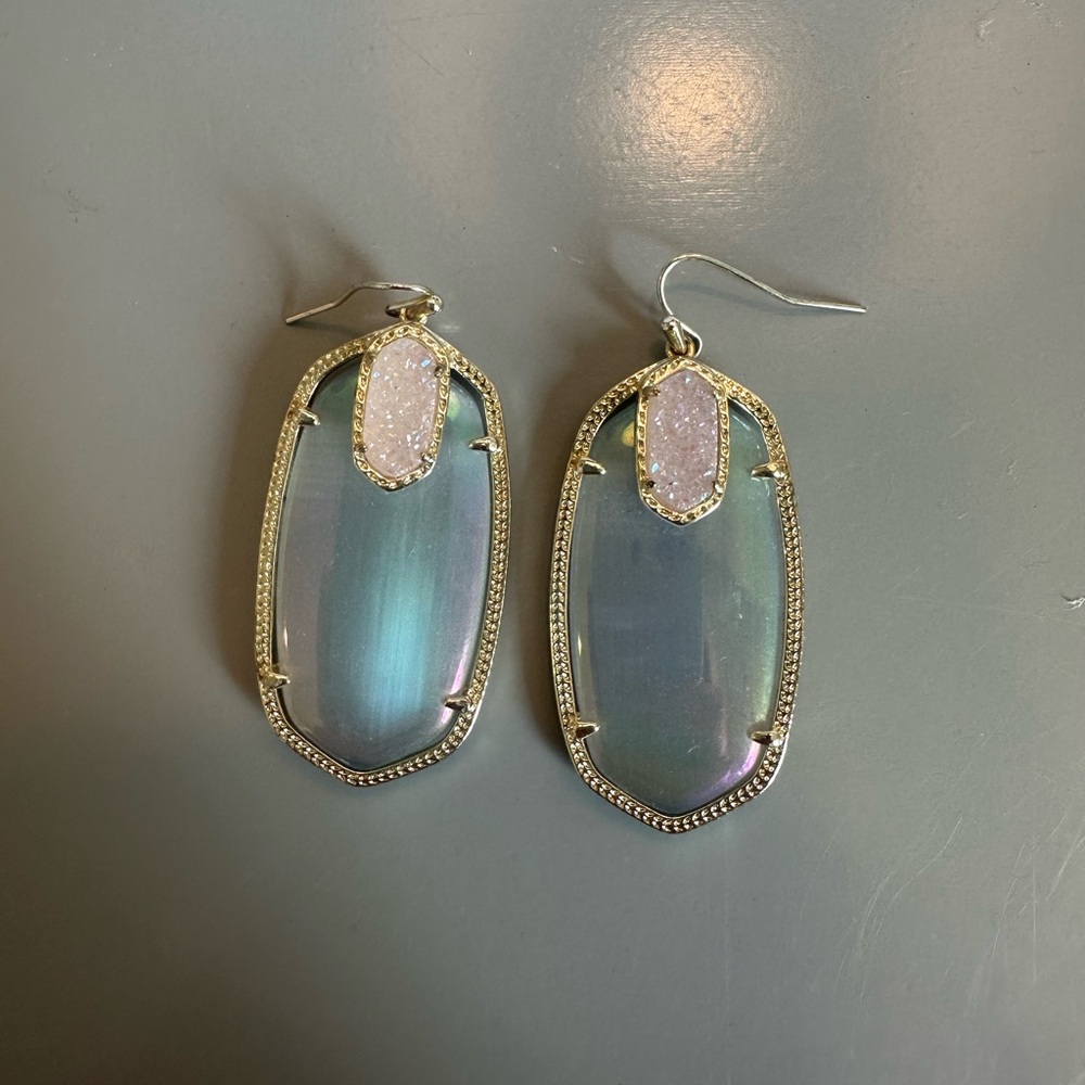 Kendra Scott Danielle earrings - iridescent grey with stone detail